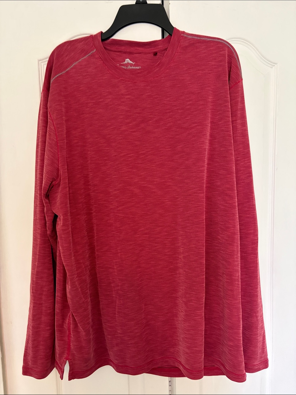 Tommy Bahama Long-Sleeve Crewneck Shirt in Heathered Berry Red